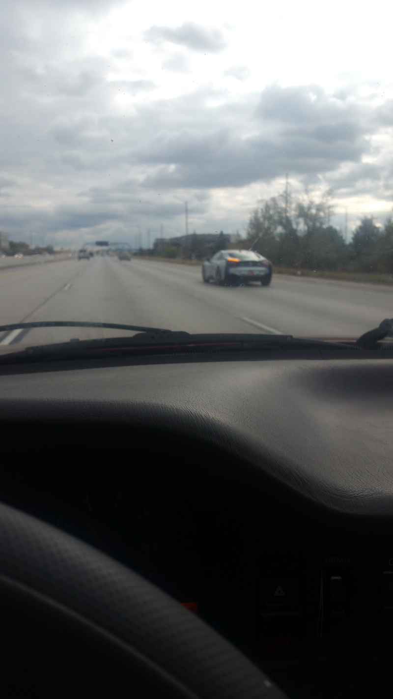 Illustration for article titled Worst pic ever of: BMW i8